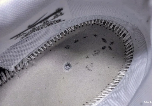 Terra O-W Nike CD8179-001 Zoom Kiger 5 Black x 1218